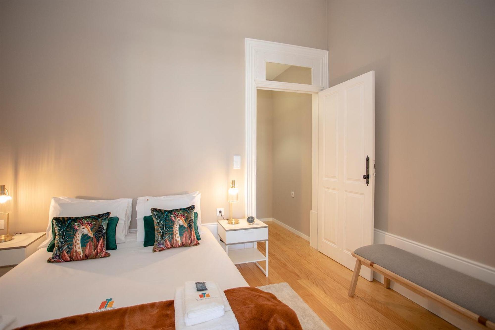 Liiiving In Porto - Balcony Design Apartment Exterior photo