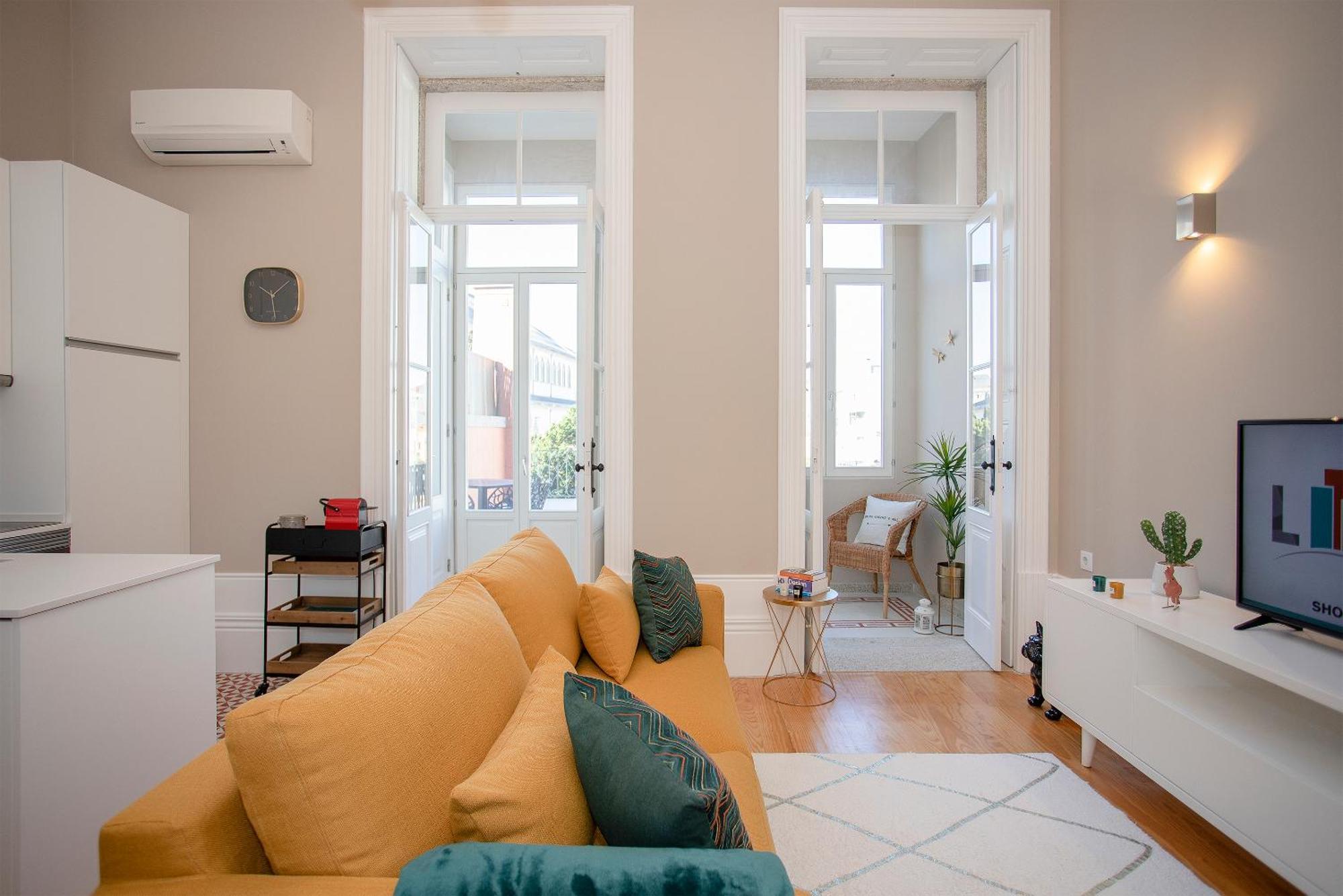 Liiiving In Porto - Balcony Design Apartment Exterior photo