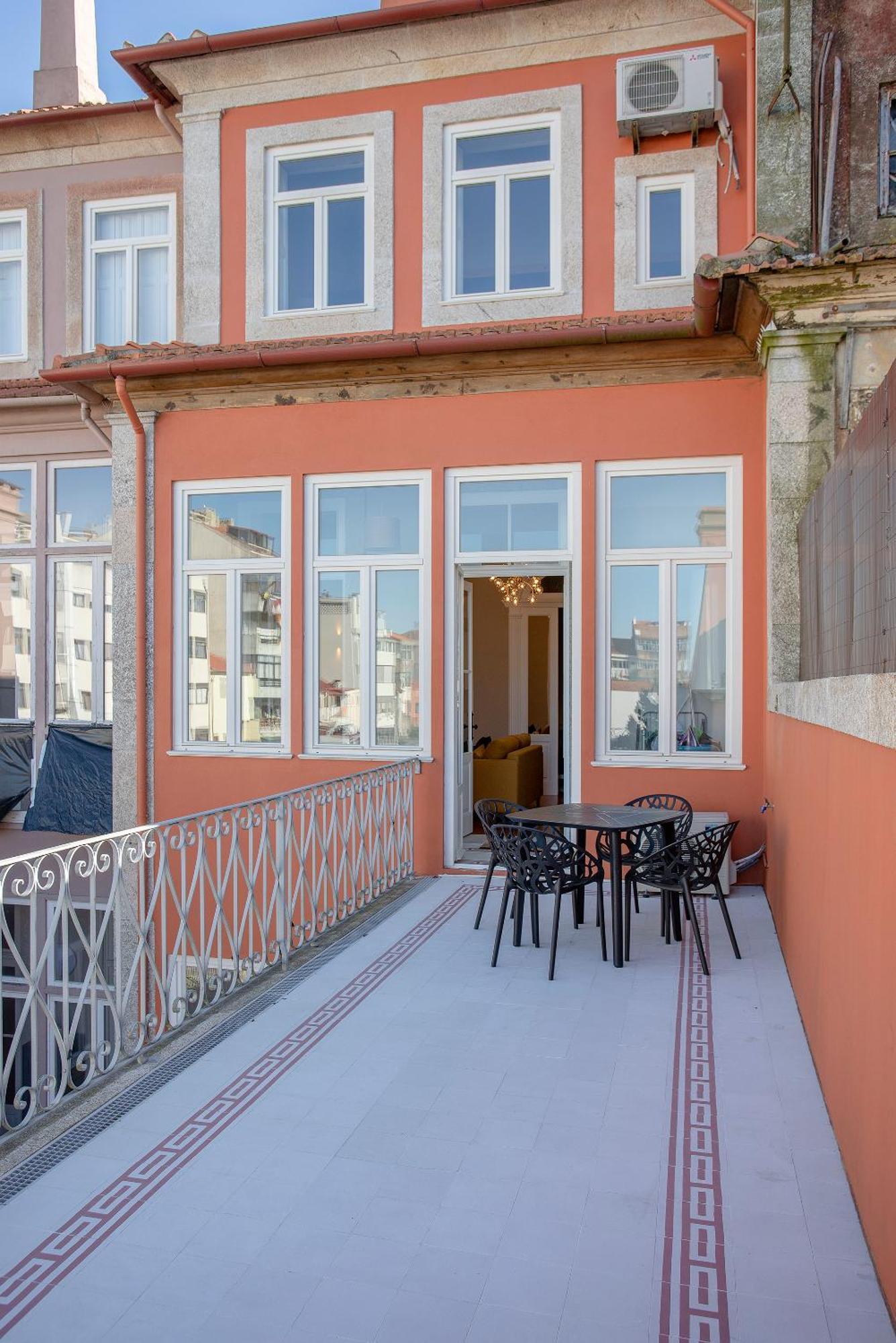 Liiiving In Porto - Balcony Design Apartment Exterior photo